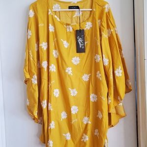 NWT Living Hula Hawaiian Print Lahapa Top XL Mimosa Puakenikeni